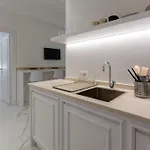 Maison Adriana