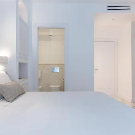 Maison Adriana Pensión *